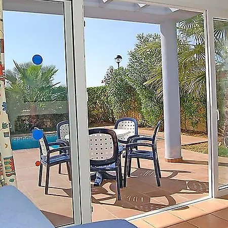 Сasa de vacaciones Holiday Villas Amarillas V3d Ac 01